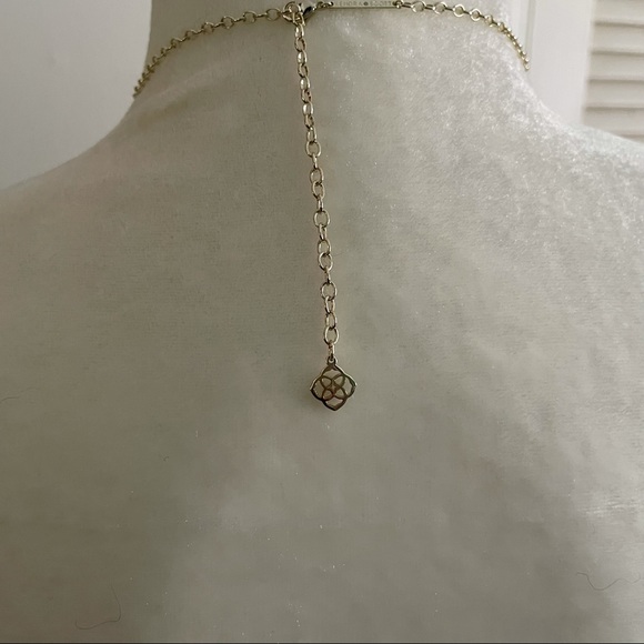 Kendra Scott Pendant Necklace Turquoise Magnesite - Picture 4 of 9